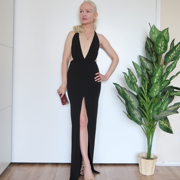 Solace London Dresses & Skirts - Solace London Open Back Deep V Maxi Dress